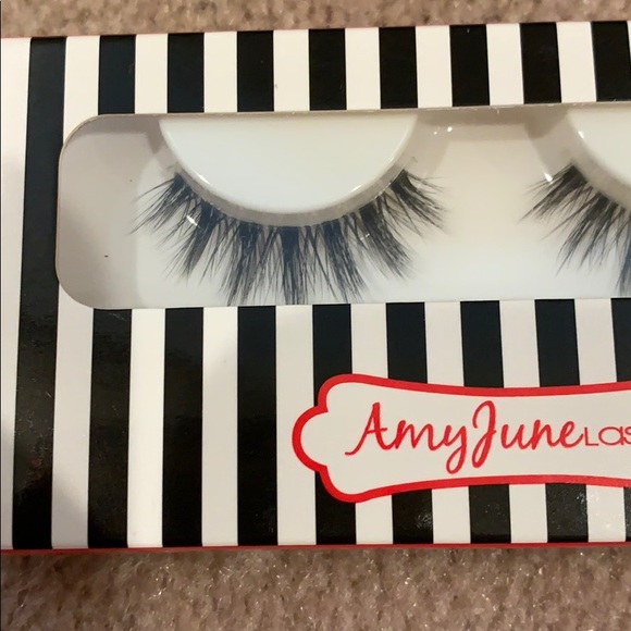 💥BRAND NEW! Amy June Lashes - Picture 2 of 4